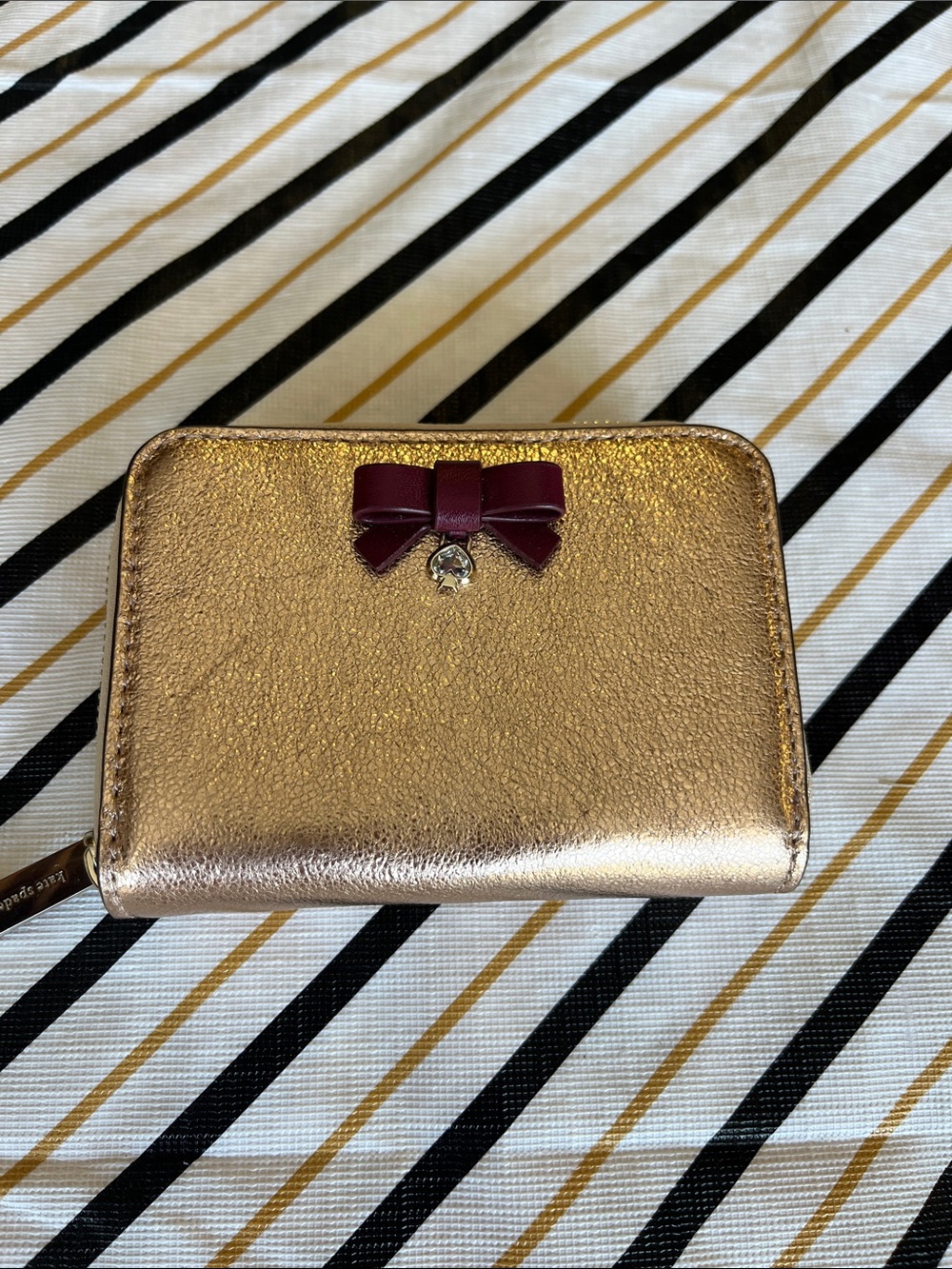 Kate Spade Shiny mini wallet